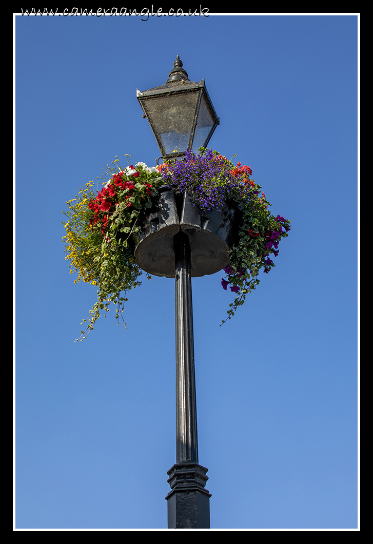 Flower Post
Keywords: Flowers Lamppost Oxford