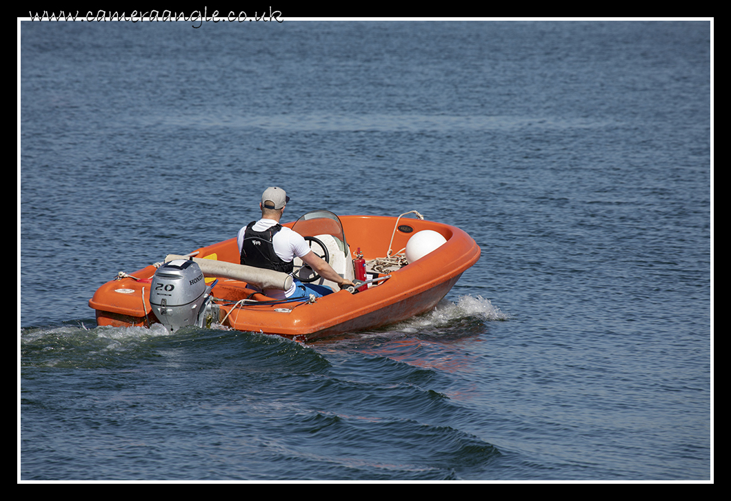 Off to work
Keywords: Oxford boat rib