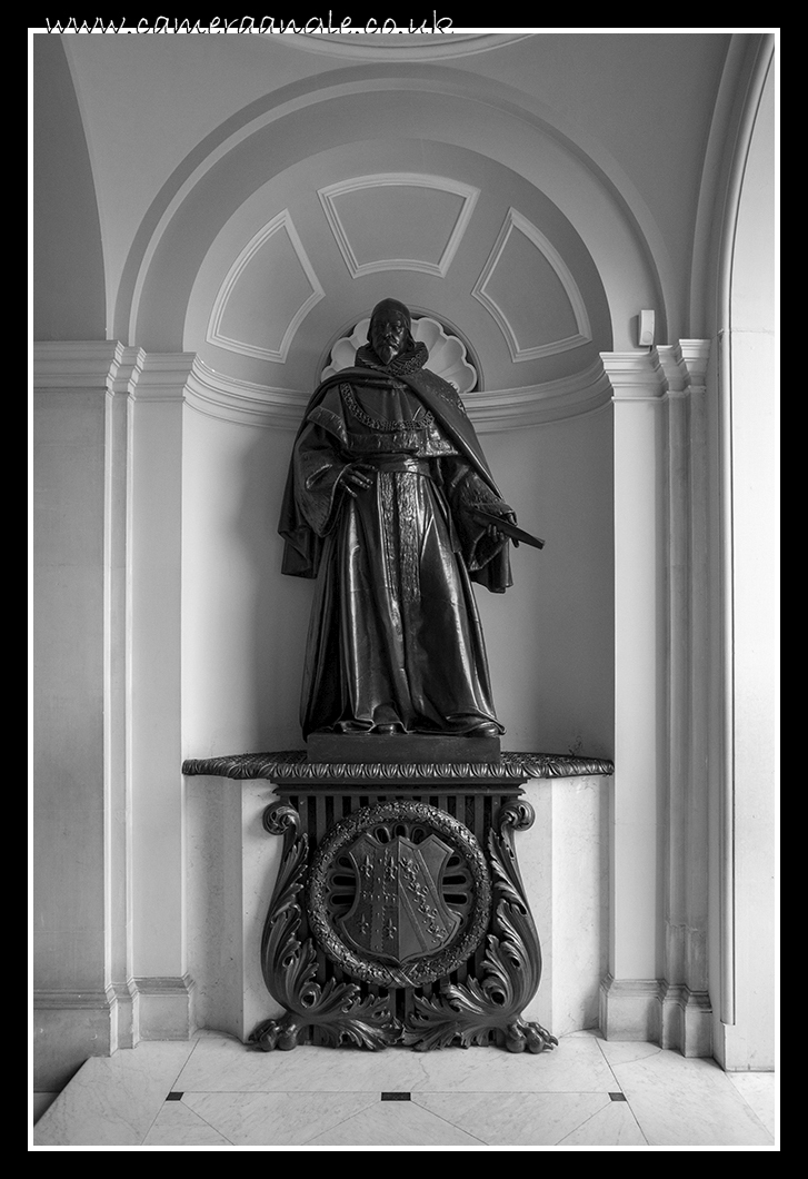 Statue
Keywords: Statue Kingston Lacy House