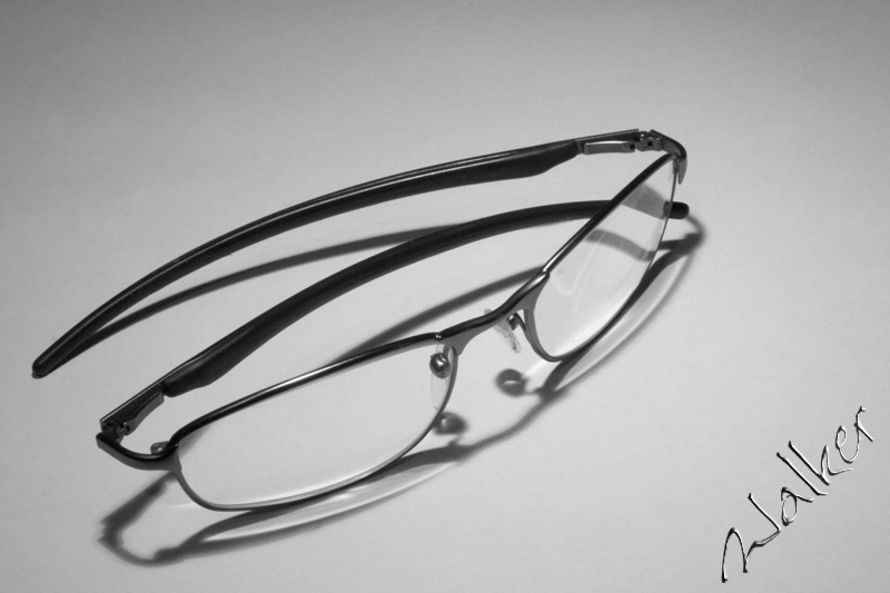 Glasses
Glasses photographed for shadow
Keywords: Glasses