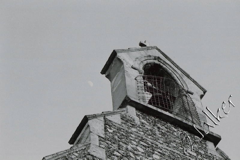 Church Tower
A church bell tower on a March evening, wiht the moon visible in the day sky.
Keywords: church tower moon 35mm