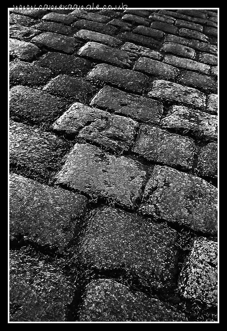 Cobbles
Keywords: cobbles Dinan France