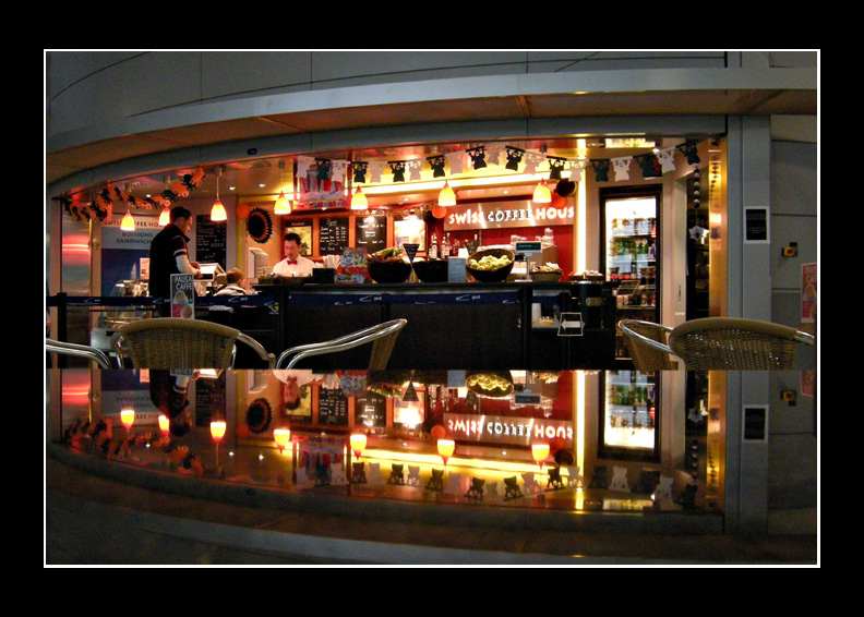 Bar Reflection
Keywords: Bar Reflection