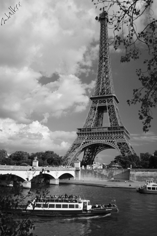 The Eiffel Tower Paris
The Eiffel Tower Paris
Keywords: Eiffel Tower Paris