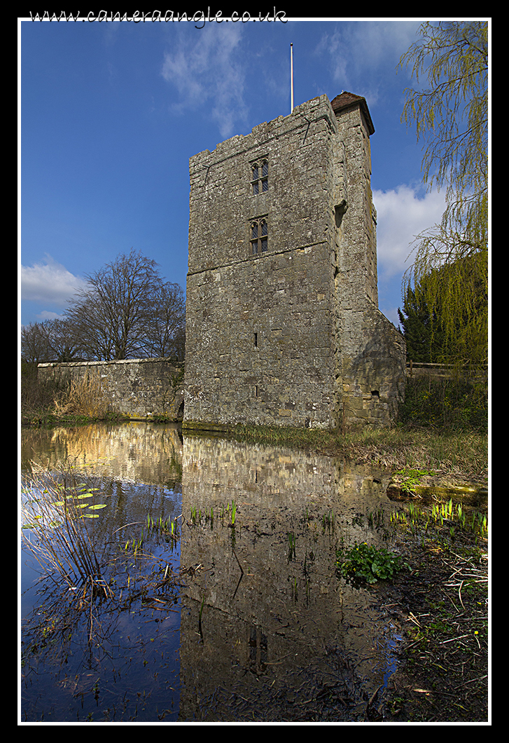 Gatehouse
Gatehouse
Keywords: Gatehouse