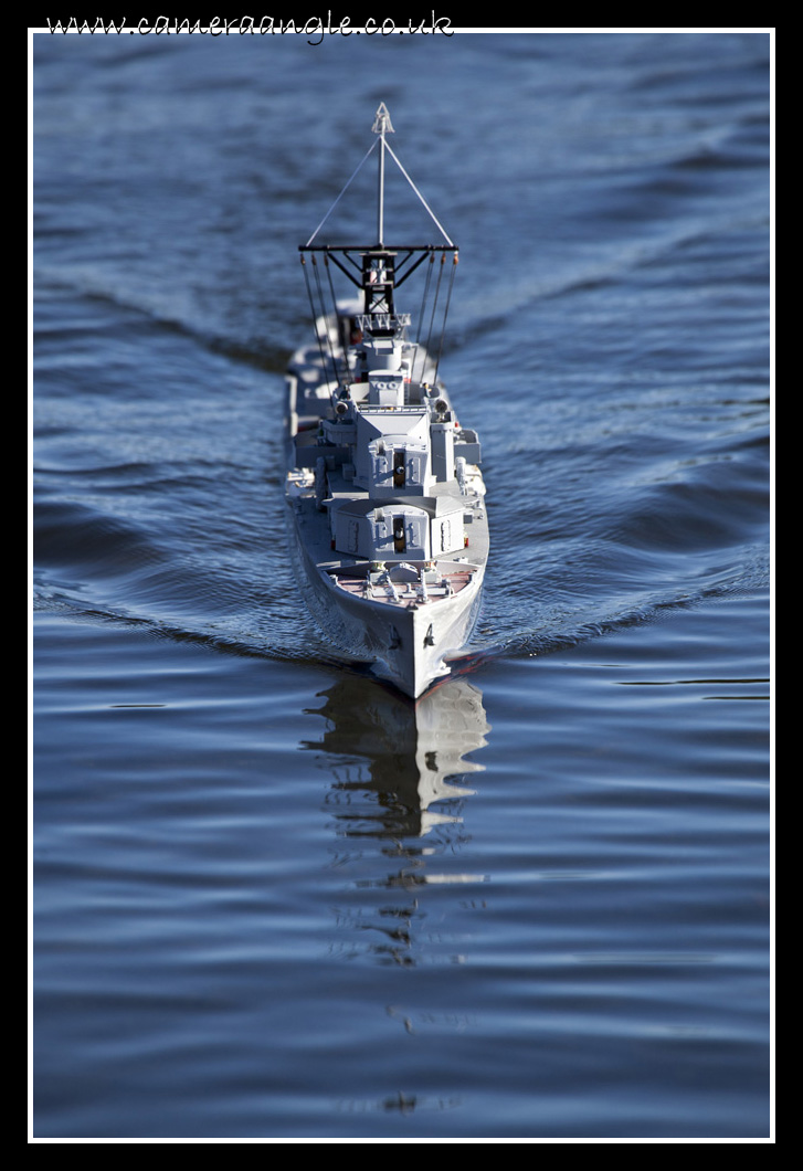 R53
HMS Undaunted Canoe Lake
Keywords: HMS Undaunted R53