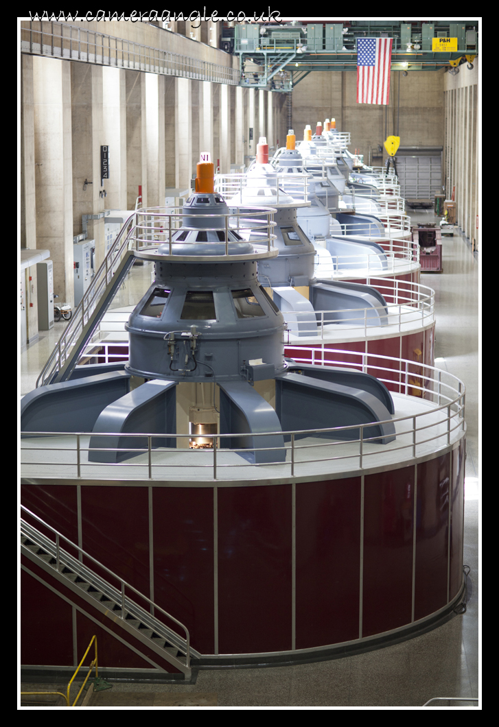 Generator
One of the Hydro Electric Generators at the Hoover Dam
Keywords: Hoover Dam Hydro Electric Generator