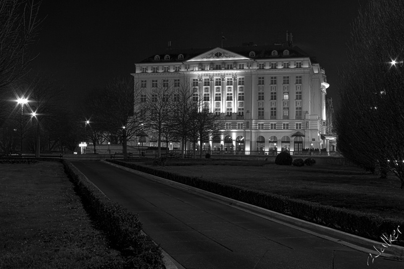 The Regent
The Regent hotel, Zagreb, Croatia
Keywords: Regent hotel Zagreb Croatia