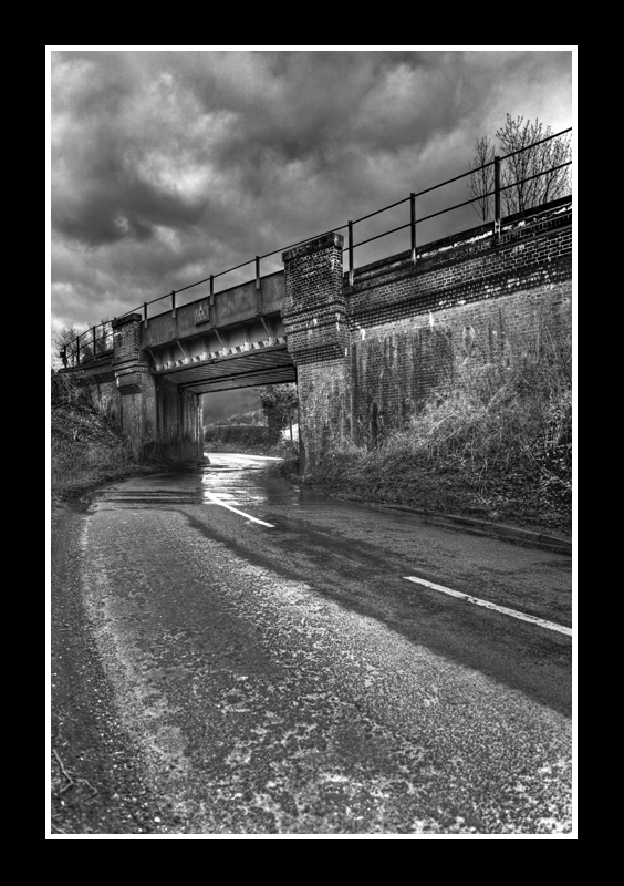 Finchdean Bridge circa 1943 (okay, I'm fibbing)
Finchdean Bridge Feb 2009
Keywords: Finchdean Bridge