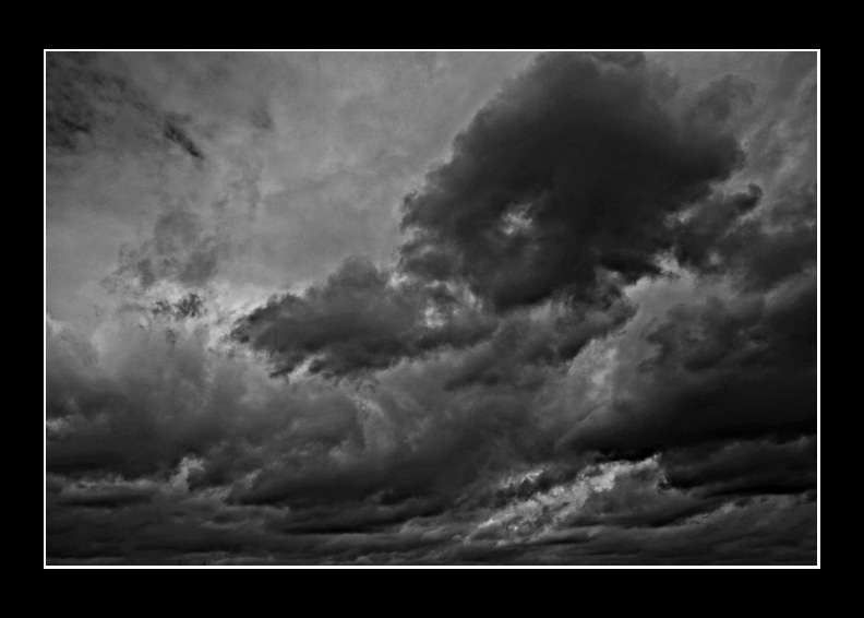 Mean Skies
Overcast day at Swanwick
Keywords: Cloud swanwick