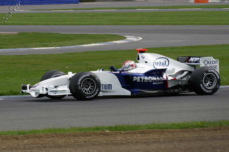 BMW Sauber F1 Car
BMW Sauber F1 Car, Silverstone testing day, April 27th 2006 
Keywords: BMW Sauber F1 Silverstone