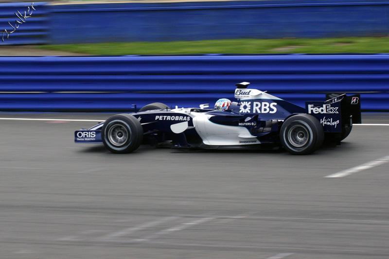 Williams Cosworth F1 Car
Williams Cosworth F1 Car, Silverstone testing day, April 27th 2006 
Keywords: BMW Cosworth F1 Silverstone