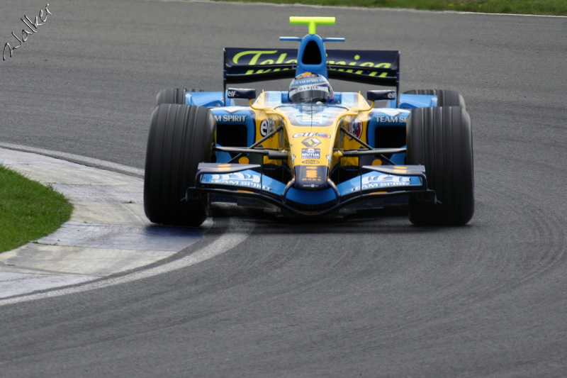 Renault F1 Car
Renault F1 Car, Silverstone testing day, April 27th 2006 
Keywords: Renault F1 Silverstone