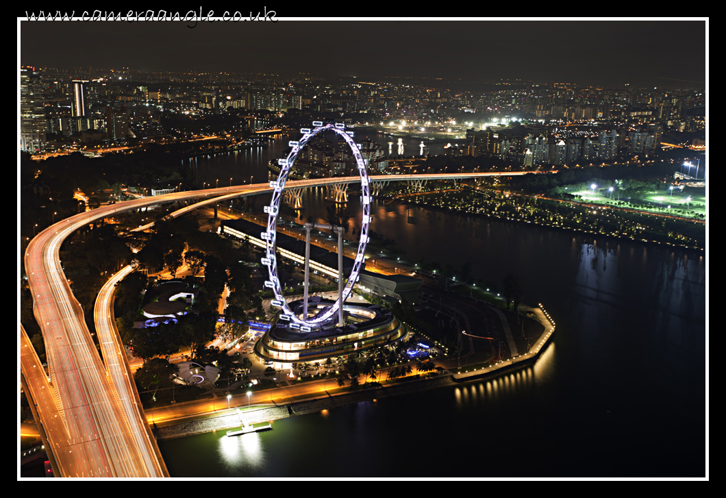 Singapore Flyer
The Singapore Flyer viewed from the top of the Sands Hotel
Keywords: Singapore Flyer