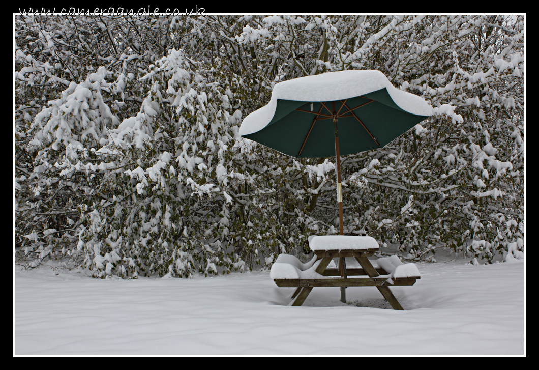 Extreme outdoor dining
Keywords: Extreme outdoor dining