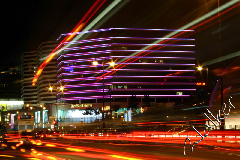 Hong Kong Traffic
Traffic streaks down Hong Kongs busy Salisbury Road
