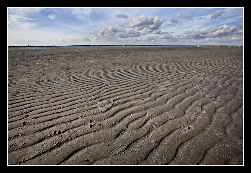 West Wittering Beach
West Wittering Beach
Keywords: West Wittering Beach sand