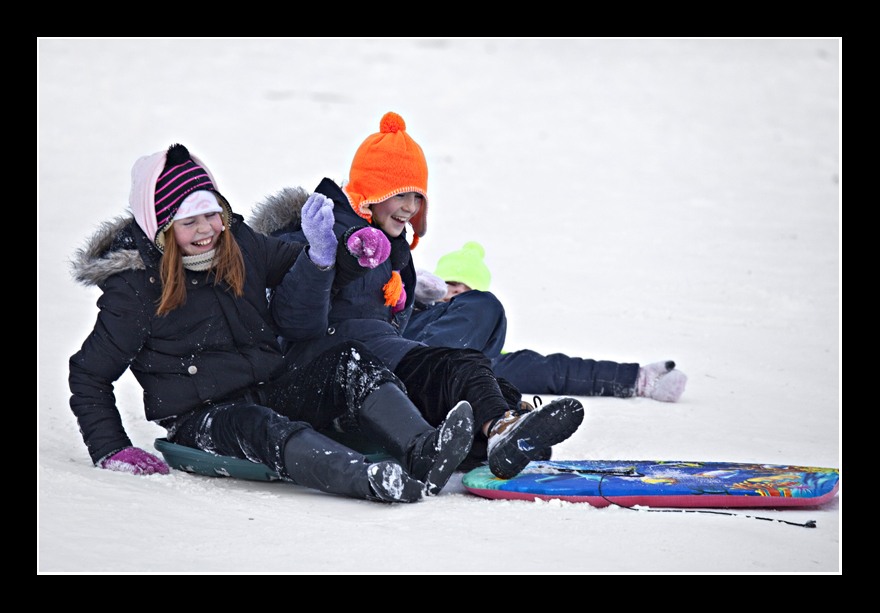 They think it's all over
Well, just for this run. Hannah and Kalina grind to a halt in the snow
Keywords: Hannah Kalina Snow