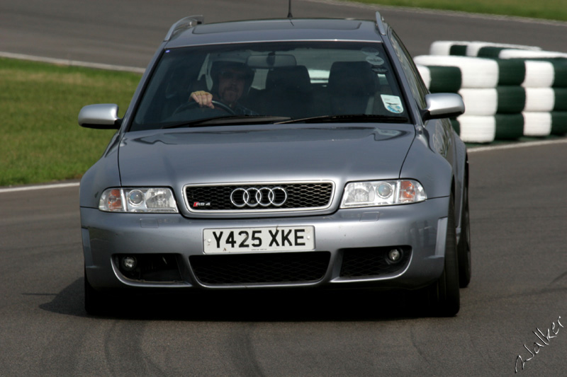 GoodWood Track Day 2006
GoodWood Track Day 2006
Keywords: GoodWood Track Day 2006