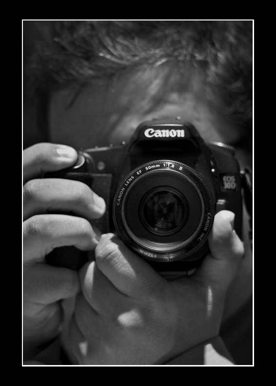 The Photographer
Well okay, it's me, but that'll have to do :)
Keywords: Photographer