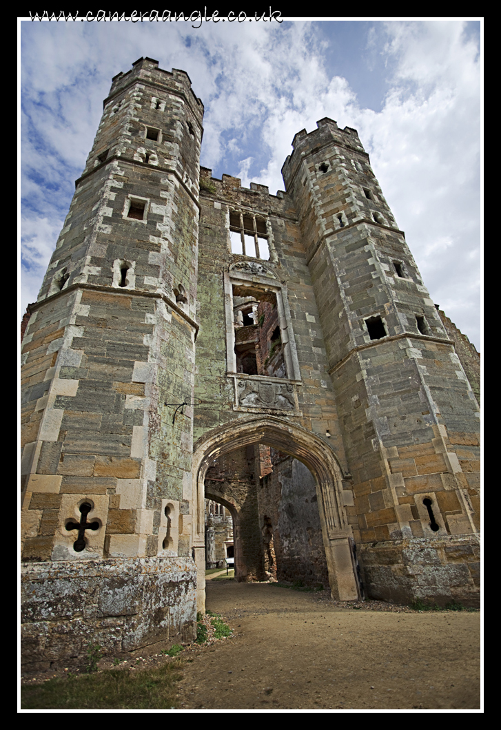 Cowdray Ruins
Cowdray Ruins
Keywords: Cowdray Ruins