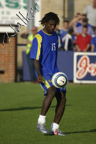 Aliou Cisse
Aliou Cisse shows his skills against Havant and Waterlooville. Final score was Hawks 0-6 Portsmouth.
Keywords: Aliou Cisse Portsmouth FC Football Hawks