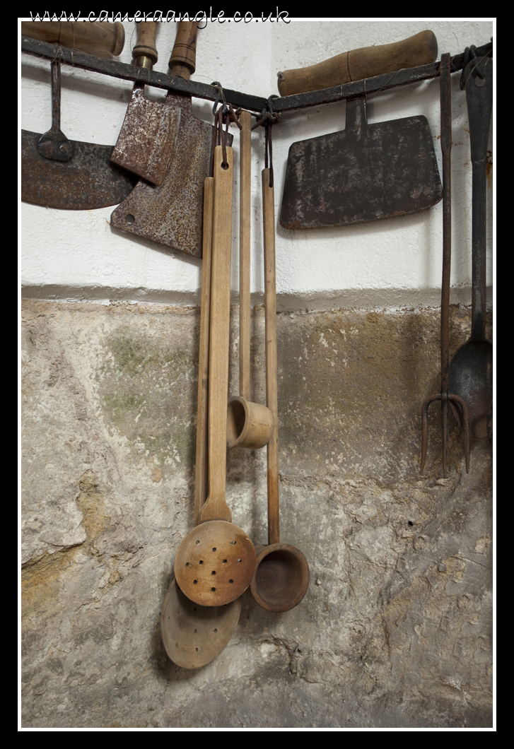 Cooking Utensils
from the 1700s
Keywords: cooking utensils