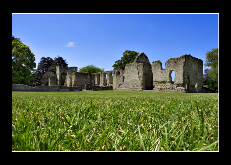 Bishops Waltham Palace
Bishops Waltham Palace
Keywords: Bishops Waltham Palace