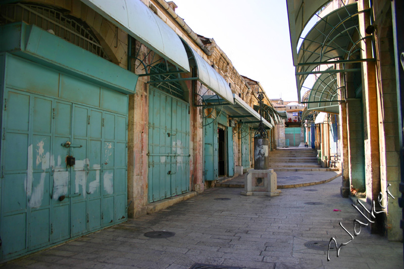 Deserted Street
A deserted street in Jerusalem, Israel
Keywords: Jerusalem Israel Deserted Street