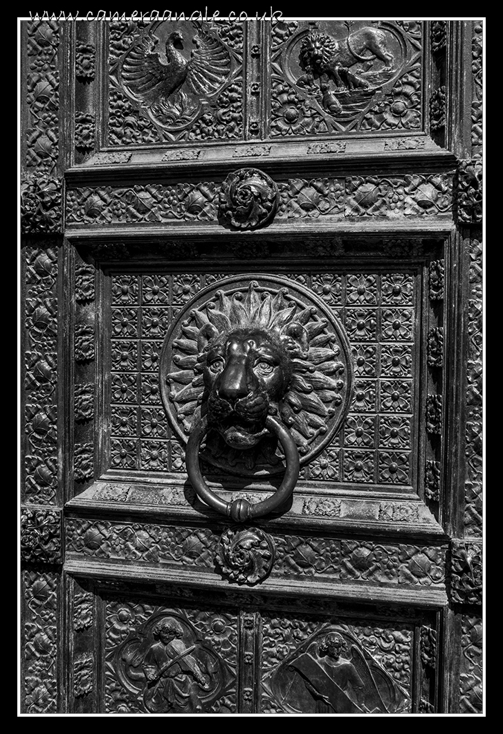 Koln Cathedral Door
Keywords: Koln Cathedral Door