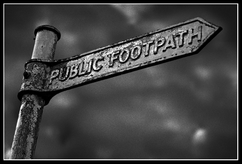 Public Footpath
Don't fancy the weather!
Keywords: Public Footpath Sign