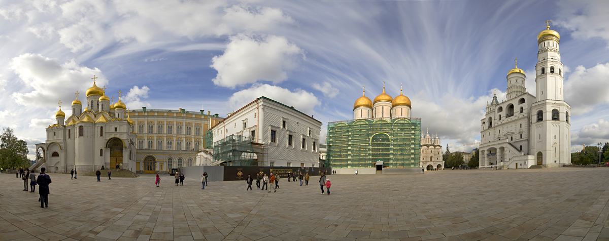 Inside the Kremlin
Inside the Kremlin Sept 2011
Keywords: Kremlin Moscow