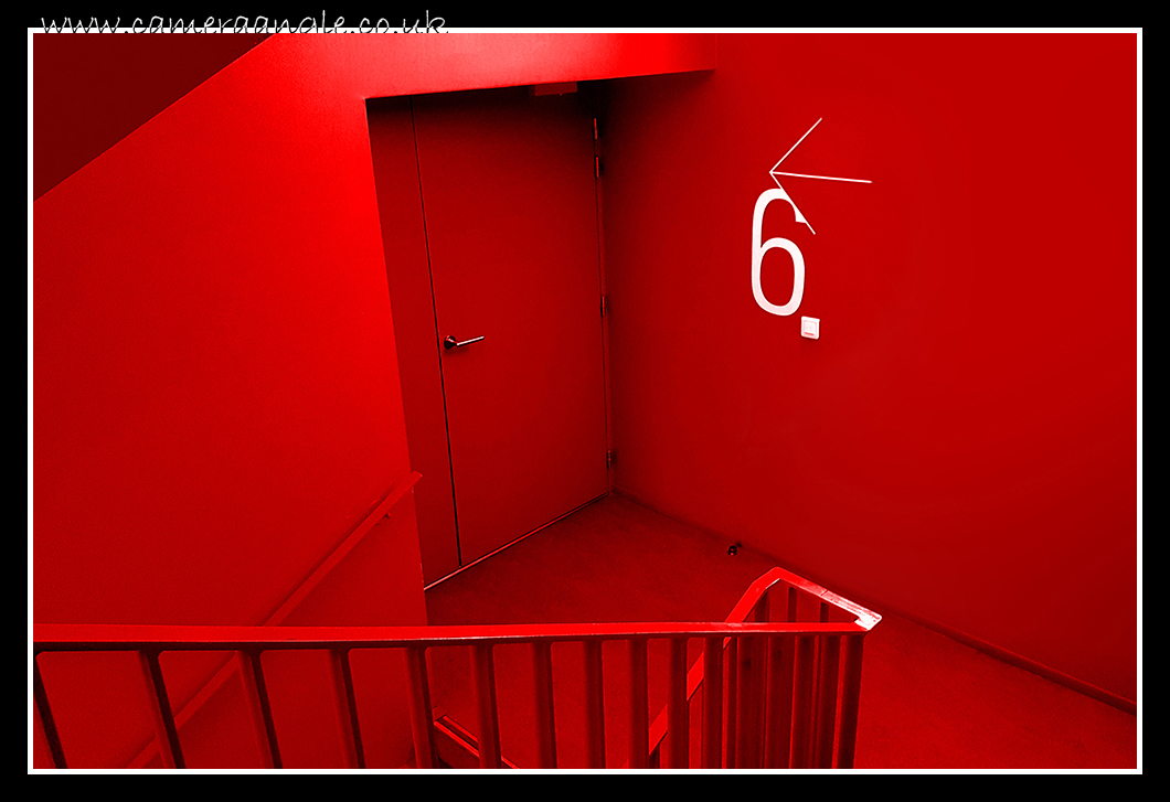 Red 6
A very red Emergency Exit
Keywords: Emergency Exit Red