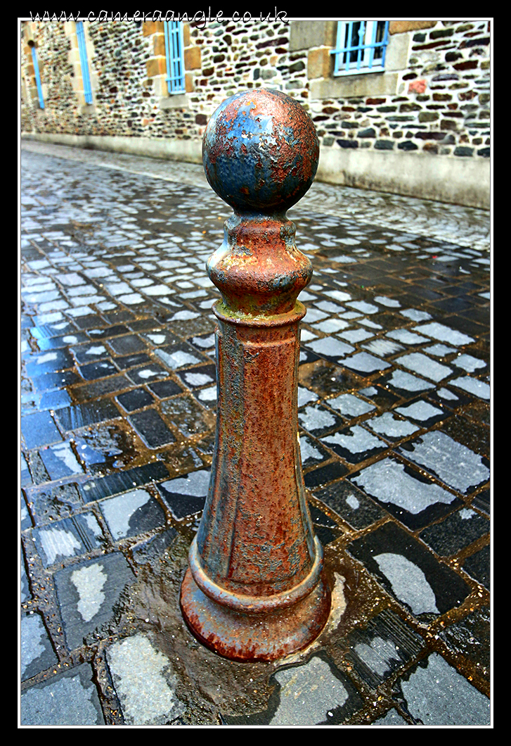 Rennes Rusty Bollard
Keywords: Rennes Rusty Bollard