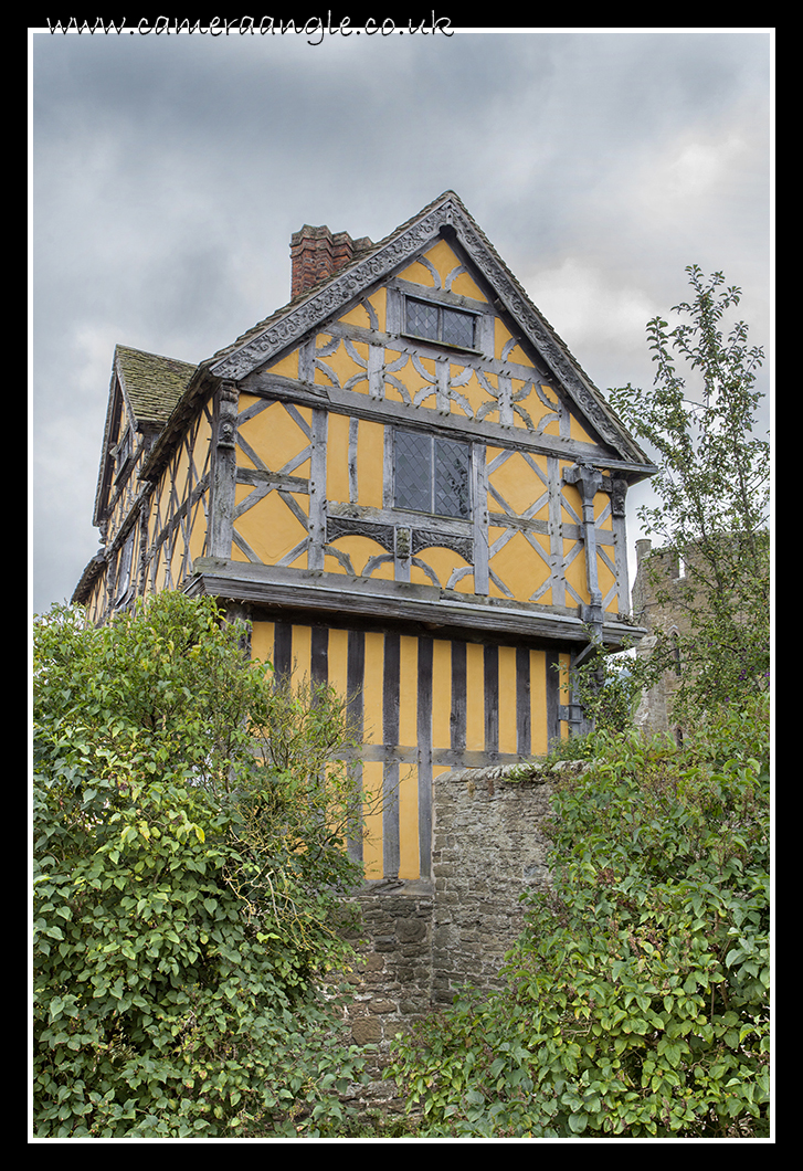 Stokesay Castle
Keywords: Stokesay Castle