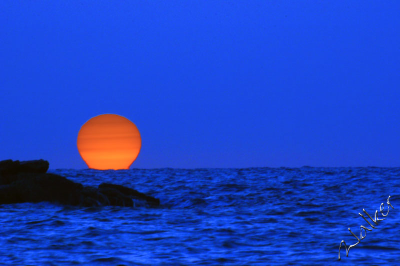 Mediterranean Sunset
Sunset over the beach at Tel Aviv, Israel
Keywords: Mediterranean Sunset Tel Aviv Israel