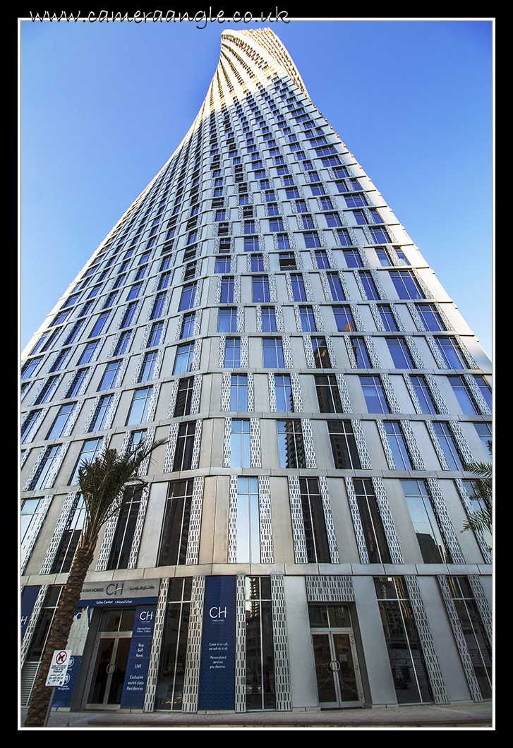 Twisted Metal
A really cool building at Dubai Marina
Keywords: Dubai Marina Building