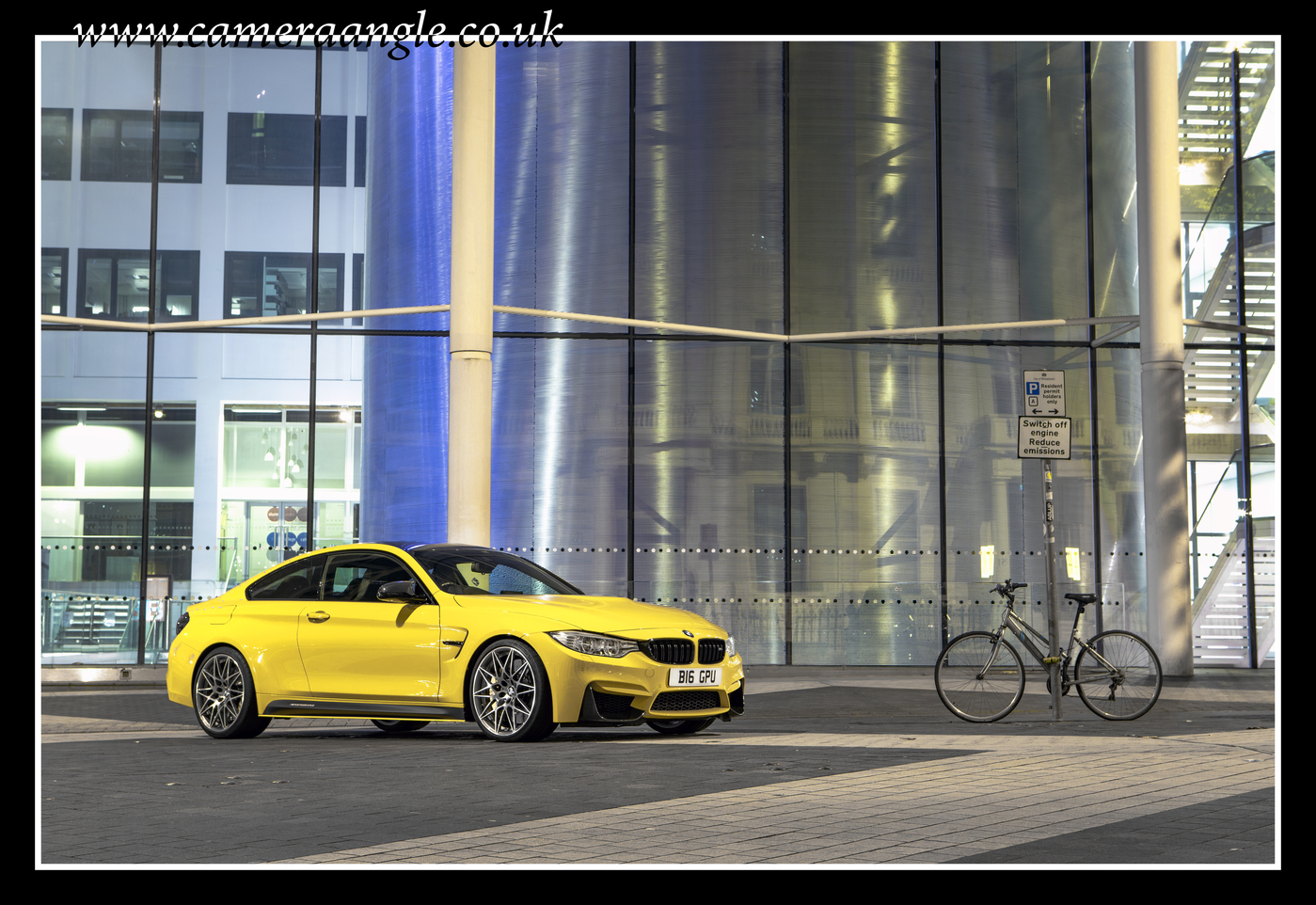 BMW M4
Keywords: BMW M4