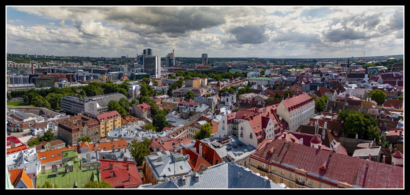 Tallinn
The very beautiful city of Tallinn
Keywords: Tallinn