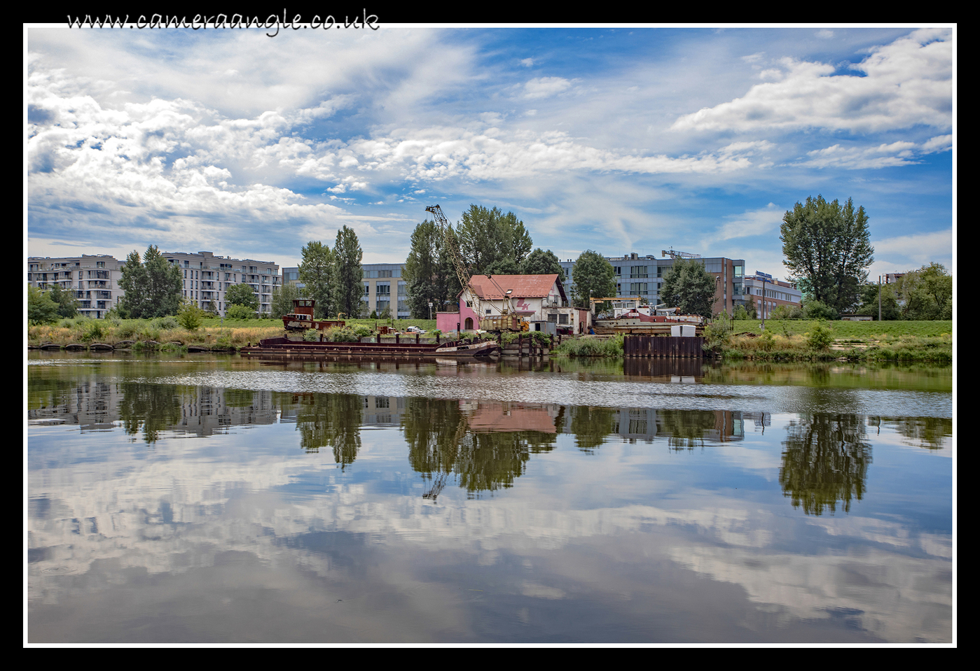 Vistula River
Keywords: 2019 Krakow Vistula River