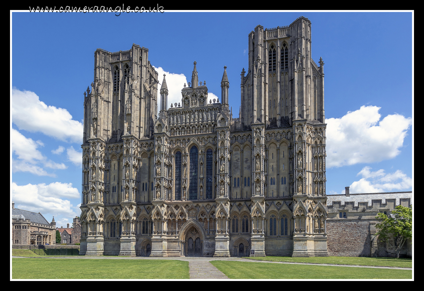 Wells Cathedral
Keywords: Wells Cathedral Mendips Tour