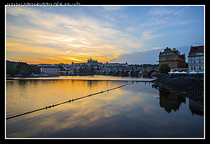 Charles_Bridge_Sunset.jpg