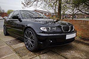 E46_Momo_Europe~0.jpg