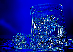 Filename=Glass.jpg
Filesize=4822KiB
Dimensions=3072x2195
Date added=Nov 29, 2011 Glass.jpg
