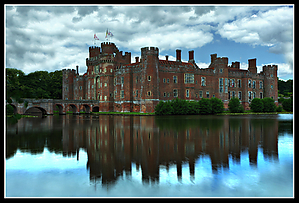 Filename=Herstmonceux_Castle_Reflection.jpg
Filesize=368KiB
Dimensions=800x543
Date added=Jul 14, 2009 Herstmonceux_Castle_Reflection.jpg