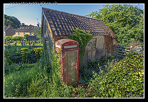 Pensford_Viaduct_Telephone_Box.jpg