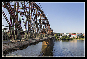 Vysehrad_Railway_Bridge_Prague.jpg