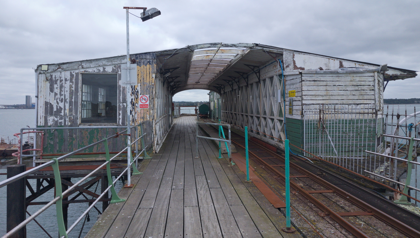 Hythe Pier  waiting rooms
